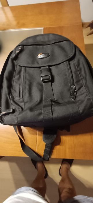 Mochila Lowepro Micro Trekker 200