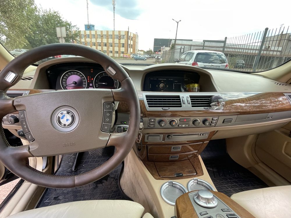 Bmw 735i можливий обмін