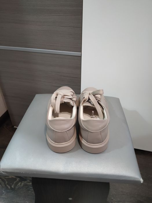 Кеди, шкіряні кеди