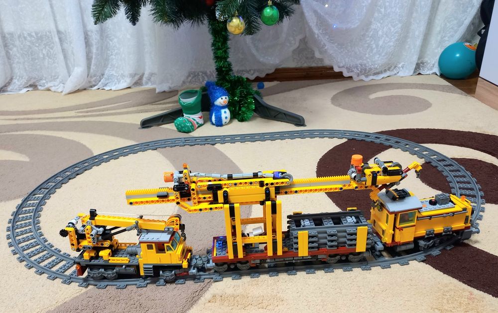 Конструктор KAZI 98253 "Електрический поезд-путеукладчик "