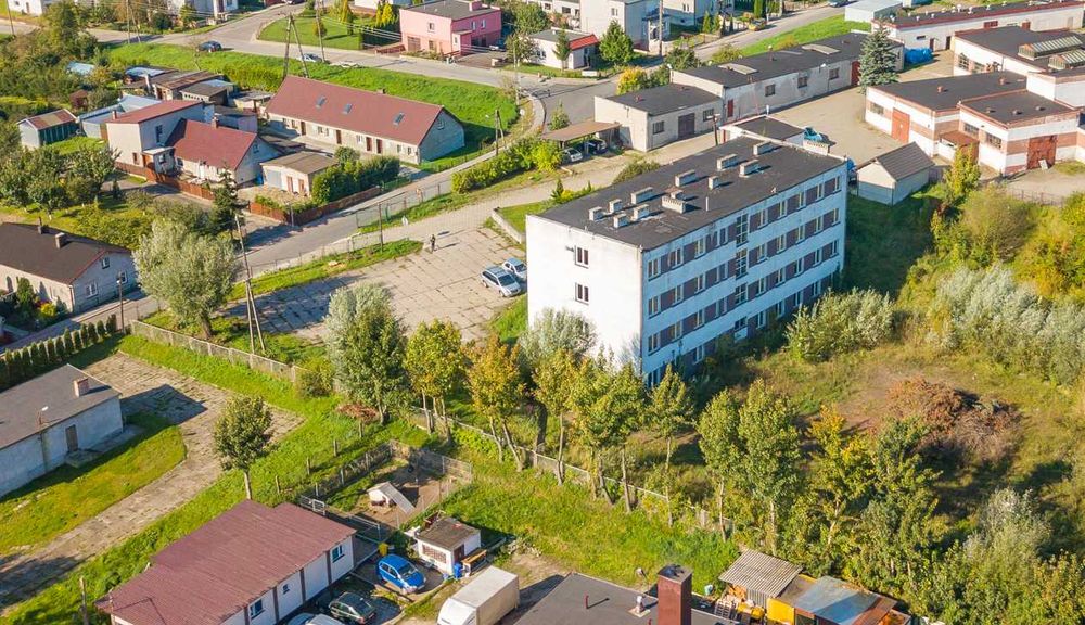 Biurowiec na sprzedaż w Nowe przy ul. Nowy Świat (kuj.-pom.)