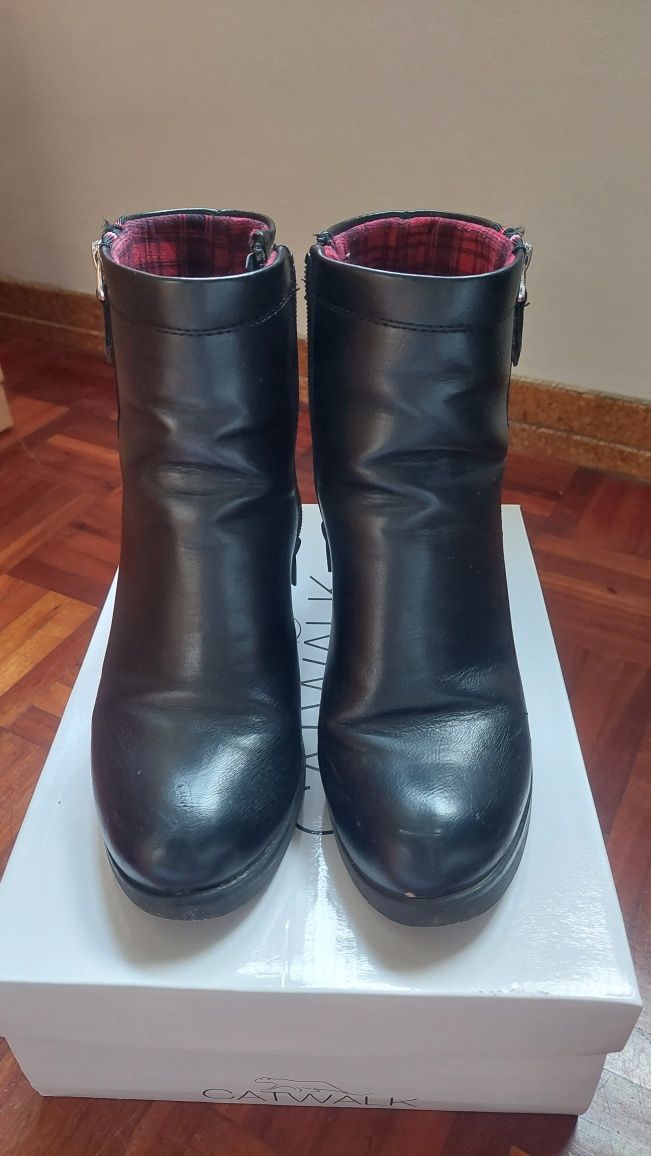 Botas pretas salto Catwalk