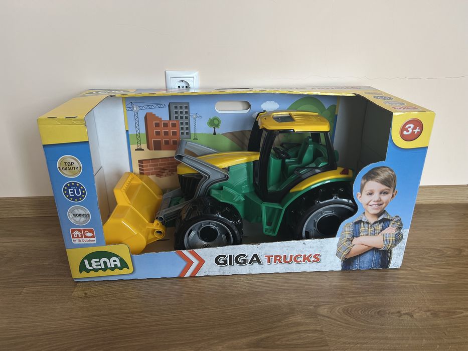 Большой Мега трактор /екскаватор Giga Lena