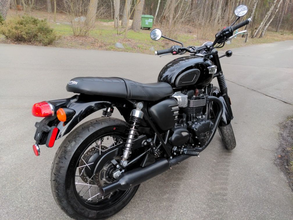 Triumph Bonneville T100