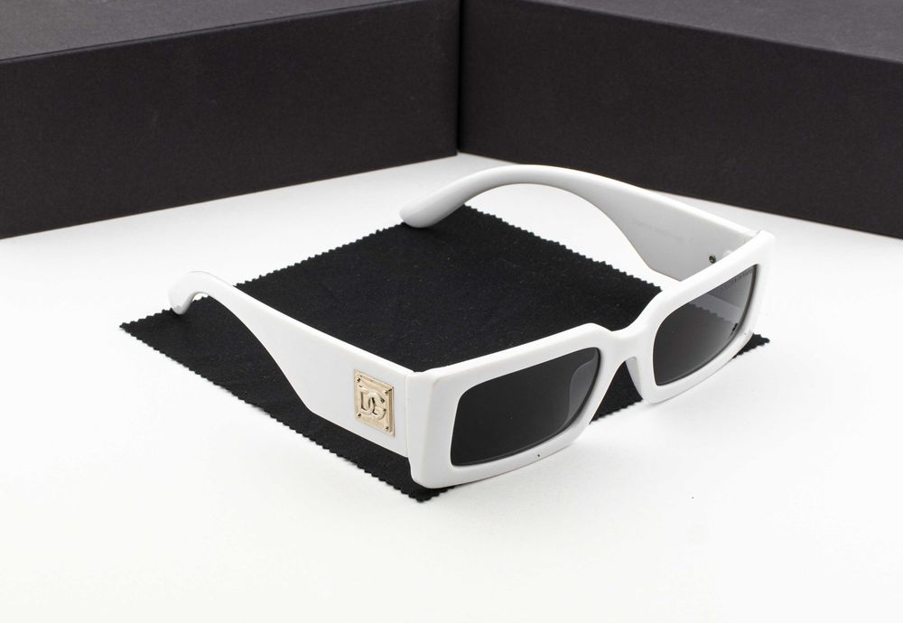 Женские солнцезащитные очки  Dolce & Gabbana