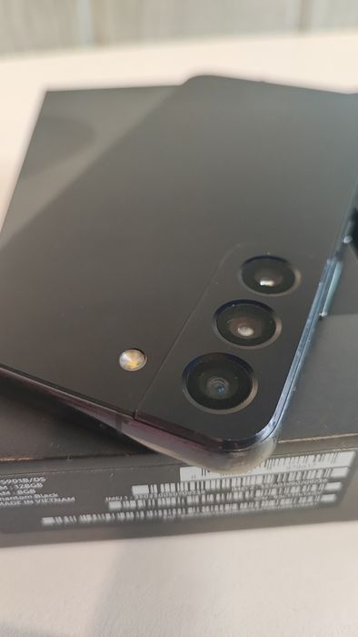 Samsung S22 jak Nowy stan,bez żadnej ryski, komplet 128Gb/8Gb