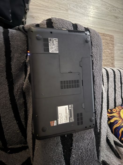 Portátil Toshiba – Barato / Ideal para tarefas simples