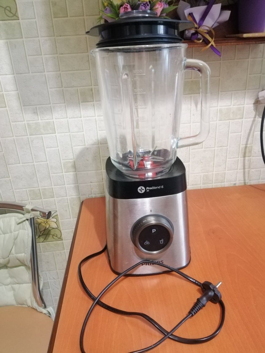 Продаю блендер   Philips