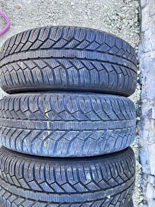 4xopona zimowa SEMPERIT w rozmiarze 205/60 R16