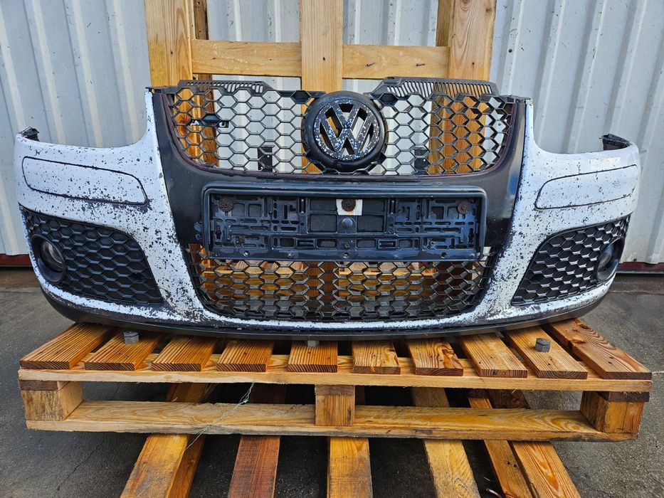 Golf 5 zderzak przedni GTI kompletny