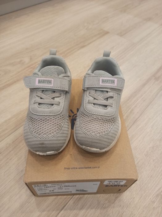 Adidasy Bartek r. 25