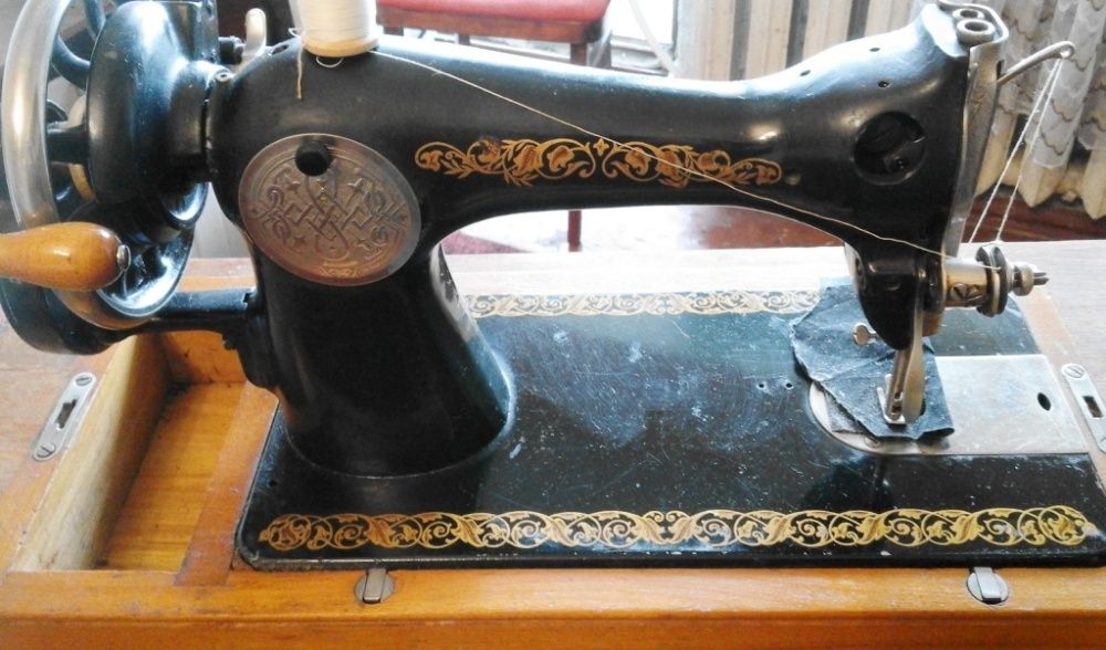 Машинка швейная Курск.