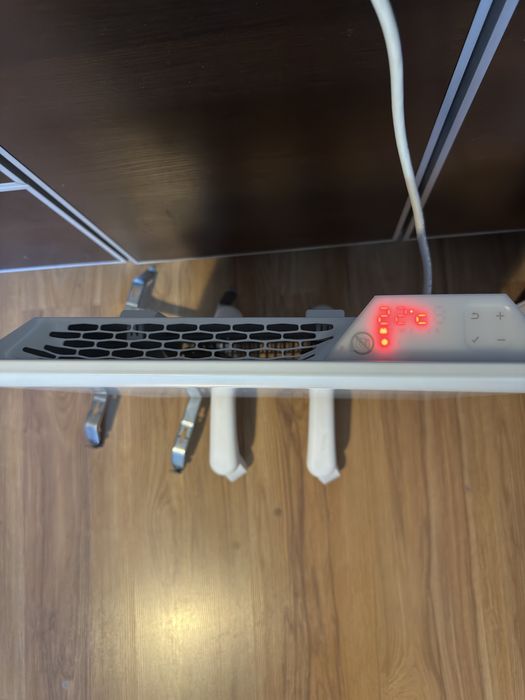 Grzejnik elektryczny DIMPLEX 250W/ TERMOSTAT