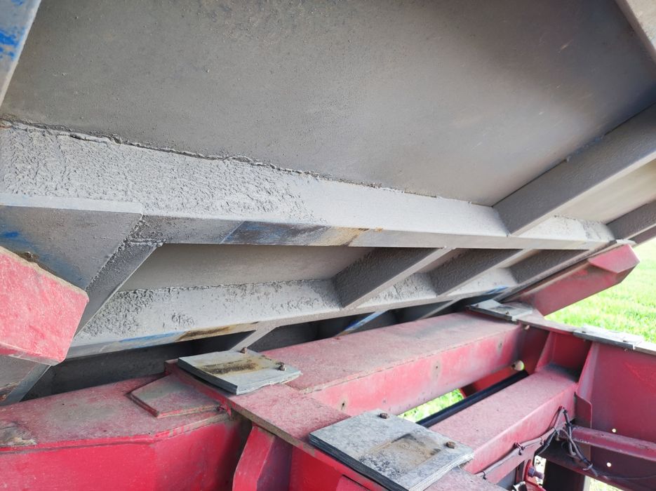 Самоскид контейнеровоз зерновоз заводський полуприцеп 68 кубів