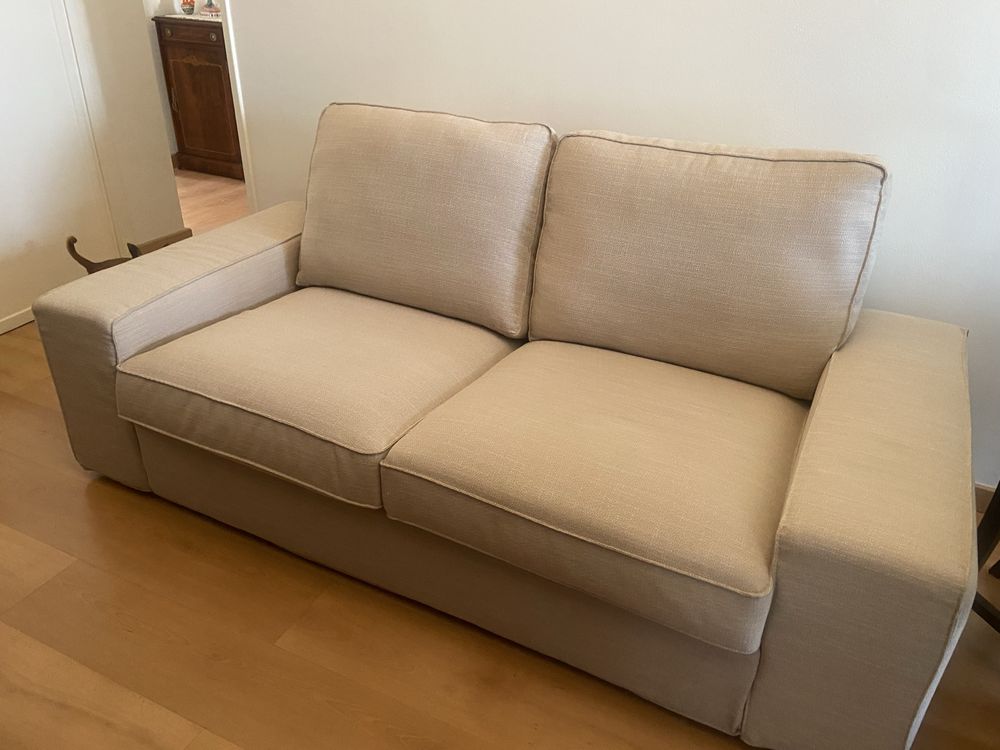 Sofa 2 lugares creme