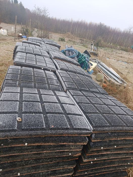 Podkłady gumowe na plac zabaw