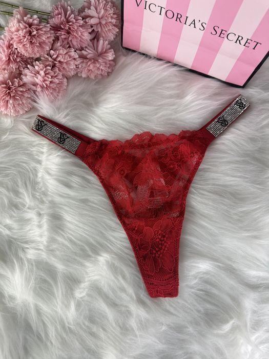 Czerwone majtki stringi koronkowe z kryształkami Victoria’s Secret S