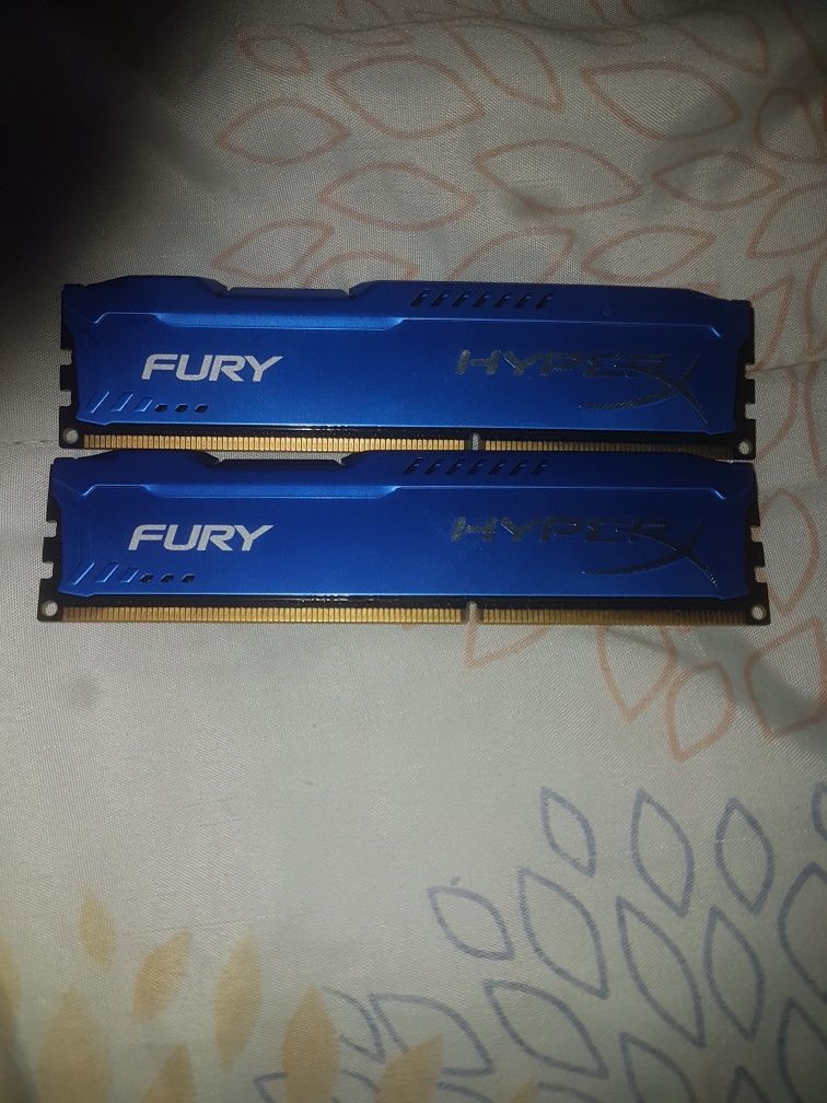 Fury HyperX karta pamięci RAM 2× 4GB