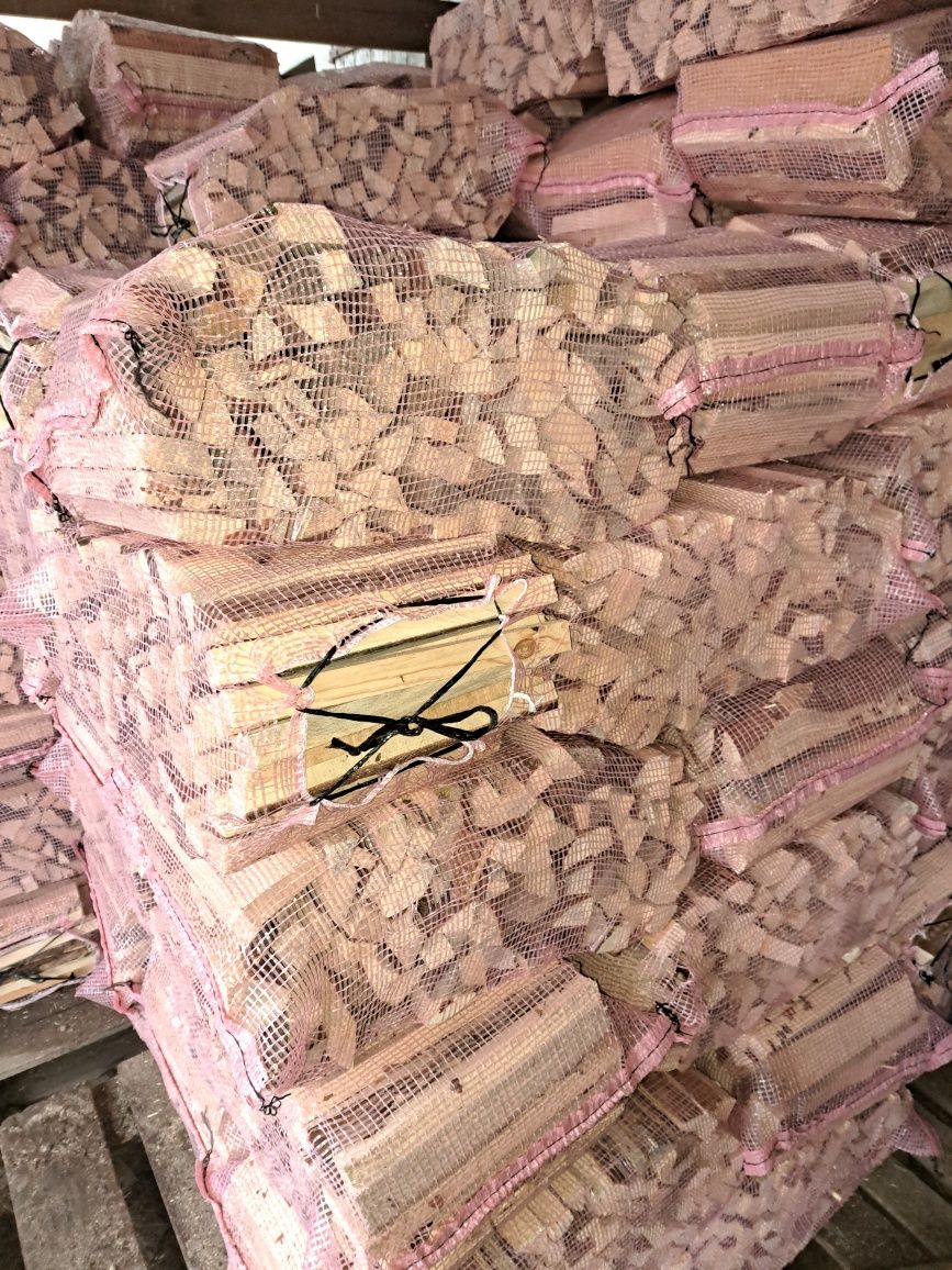 Drewno opałowe, rozpałkowe workowane