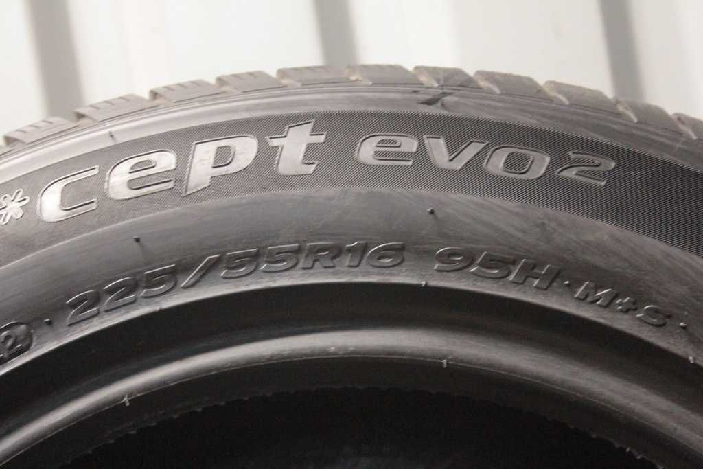 225/55/16 Hankook Winter i *Cept evo2 225/55 R16 95H 2022r HRS RunFlat