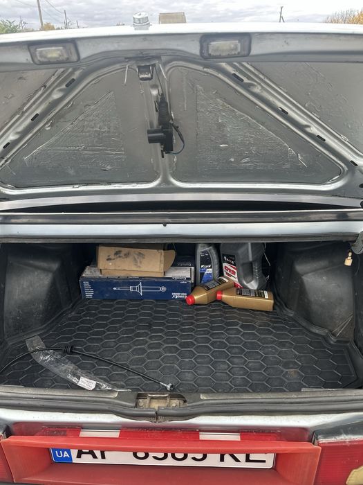 Продам ВАЗ2199. Чорна пʼятниця протягом 2 тижнів 2000-1900