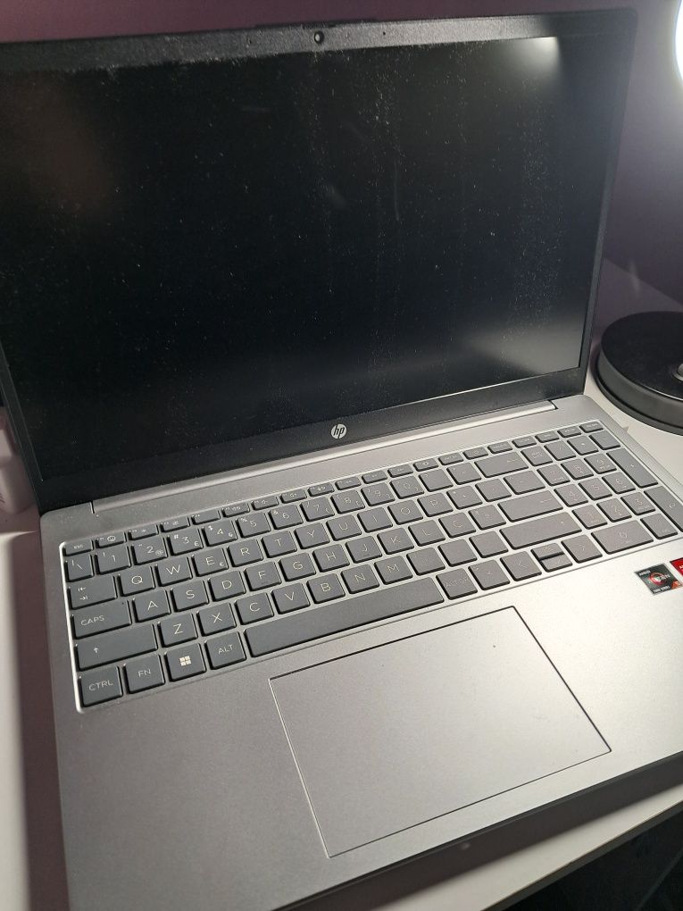 Computador HP praticamente novo