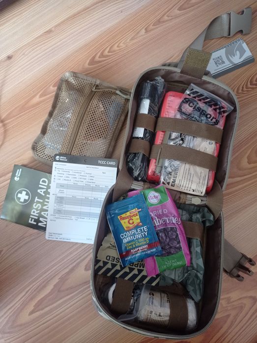 Продам аптечку индивидуальную