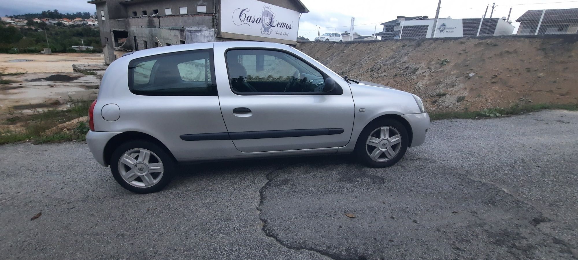 Renault clio storia