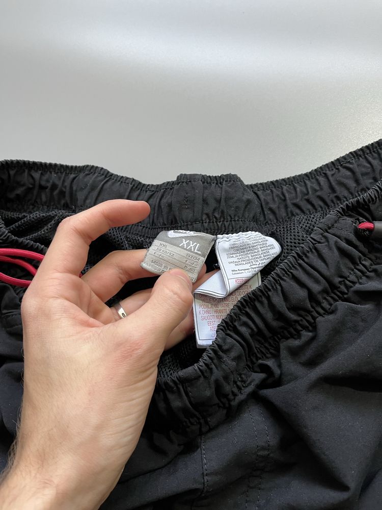 Вінтажні Нейлонові шорти від Nike Л ХЛ