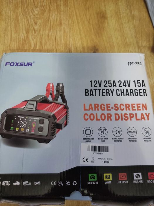 Зарядно-пусковий пристрій foxsur 25a