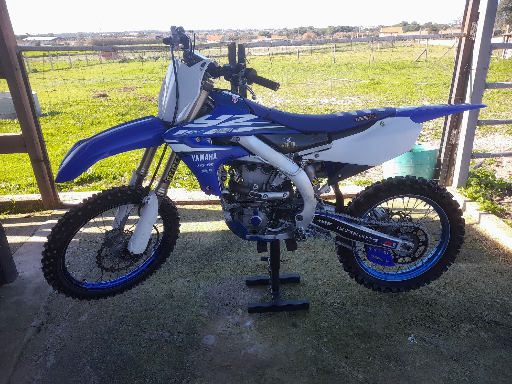 Vendo Yamanha YZ450F