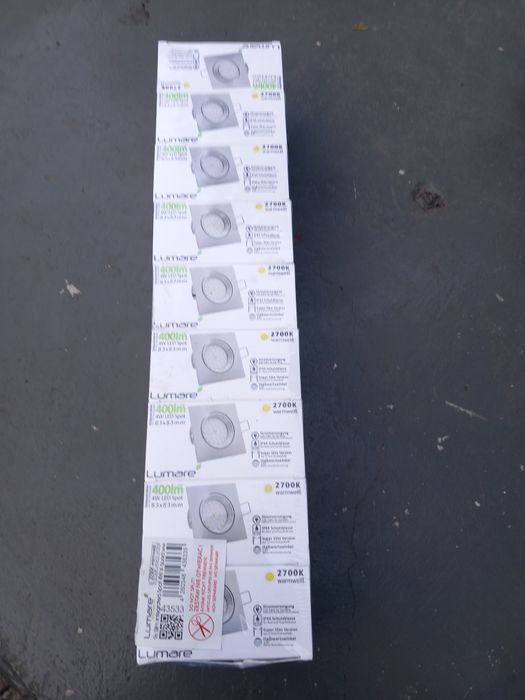 LED wpuszczany Spot 4W 83x83mm IP44 2700K 9 szt.