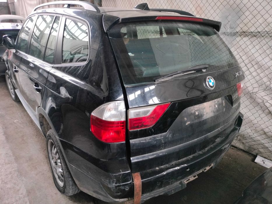 BMW X3 E83 półoś  lampa drzwi mechanizm zwrotnica czujnik moduł części