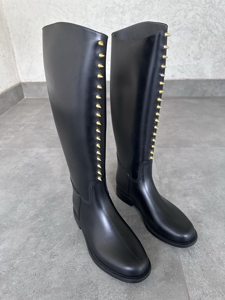 Czarne kalosze oficerki z ćwiekami rozm. 38, fason a’la Hunter Wellies