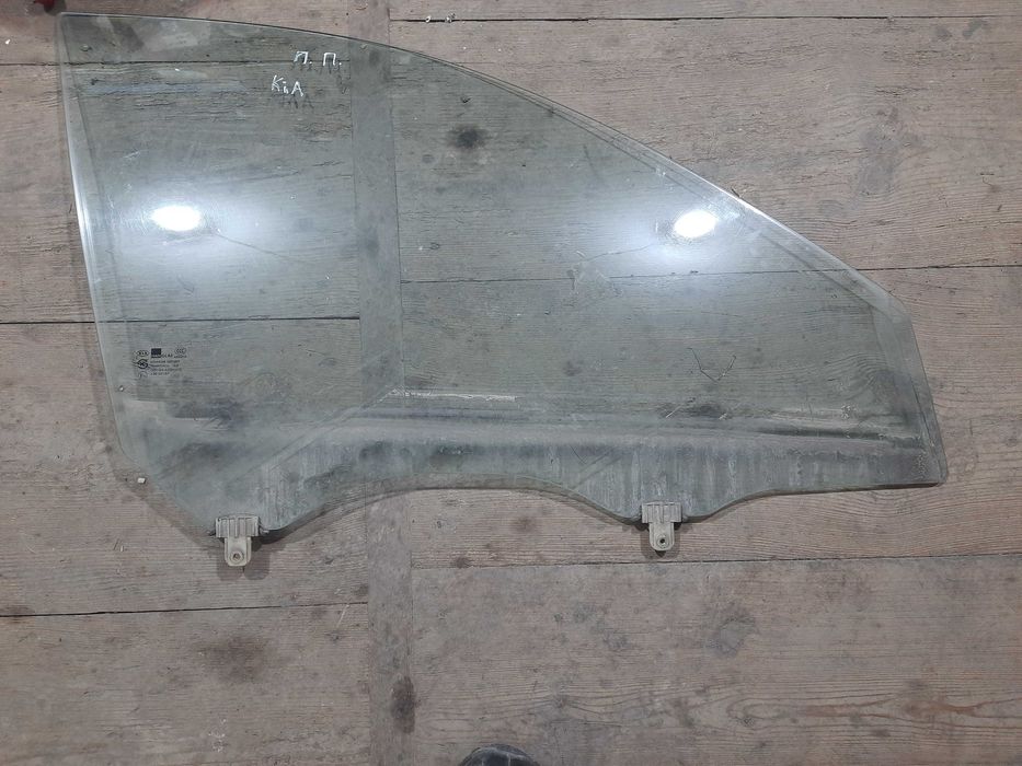 Переднє праве скло вікно дверей 43R-00107 Кіа Церато седан 2006 рік