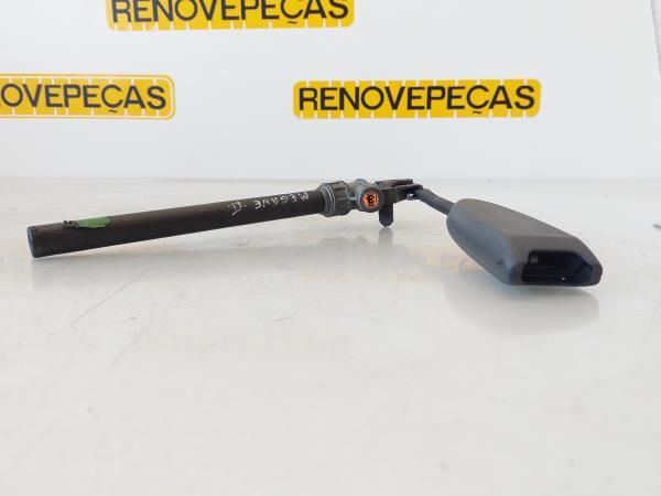 Encaixe de cinto frente direito RENAULT Megane II (BM0/1_, CM0/1_)