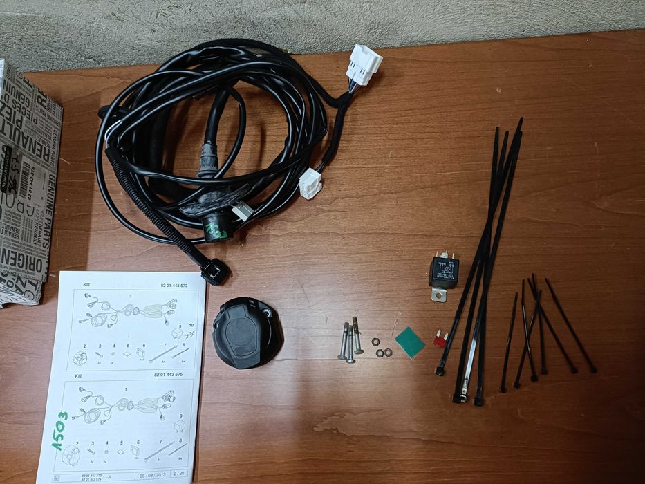 Renault Kangoo II Wiązka haka holowniczego 13 Pinów