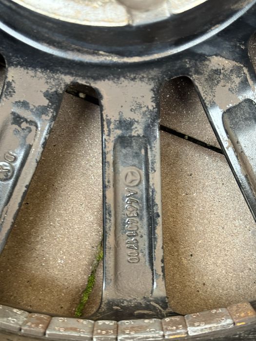 Диски Mercedes-Benz R20