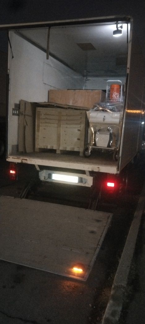 Вантажні перевезення переїзд Піаніно меблі речі Гідроборт Рокла Київ