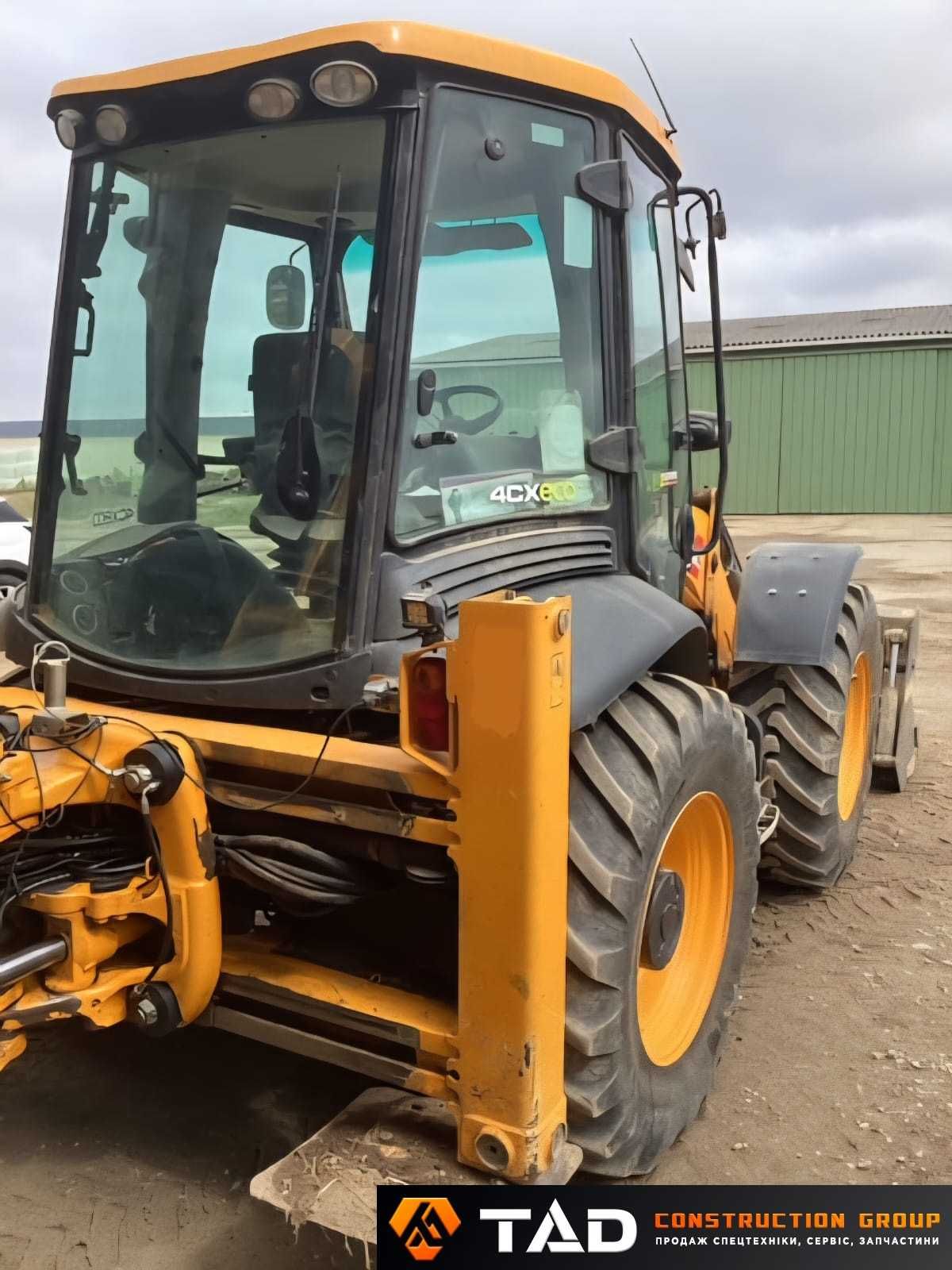 Екскаватор-навантажувач JCB 4CX