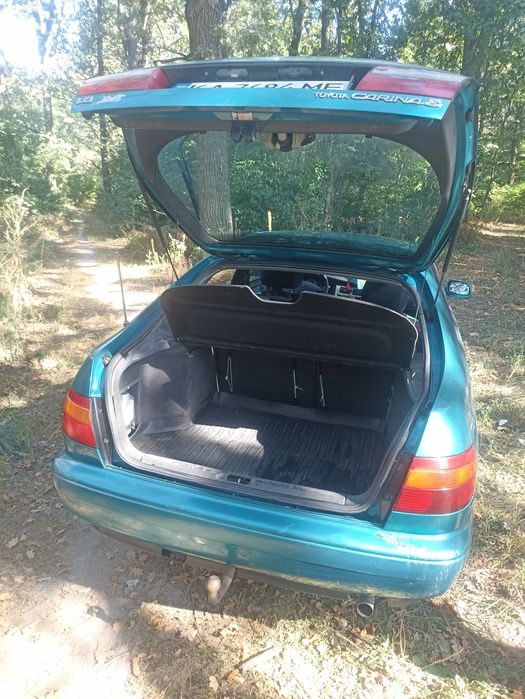 Продам Toyota Carina e