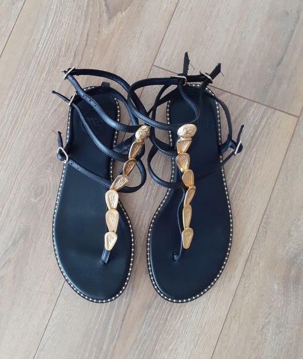 Sandálias Exé em Pele