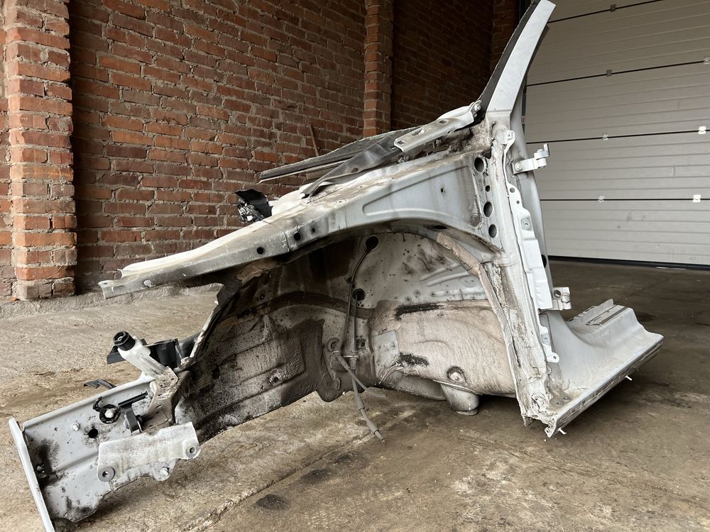 Ćwiartka lewa przednia podłużnica Audi A3 8V S3 Rs3 Sedan LS9R