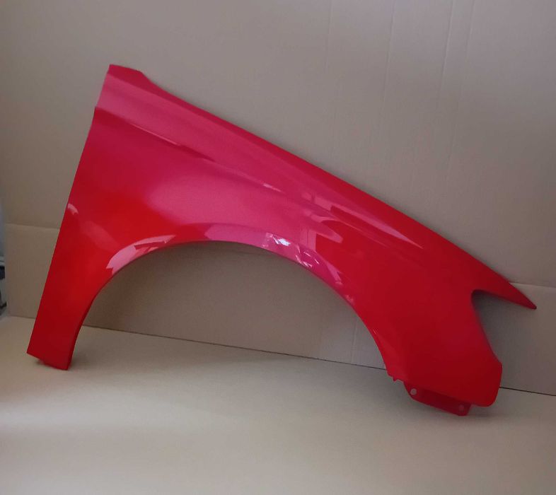 Audi A3 8V Sportback 12-20r. błotnik prawy w kolorze czerwonym LY3J