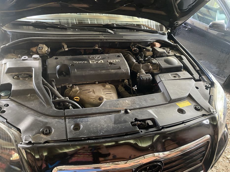 Toyota Avensis T25 2.0