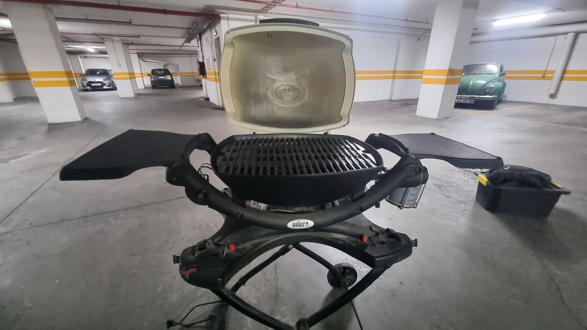 Grelhador WEBER Q2000