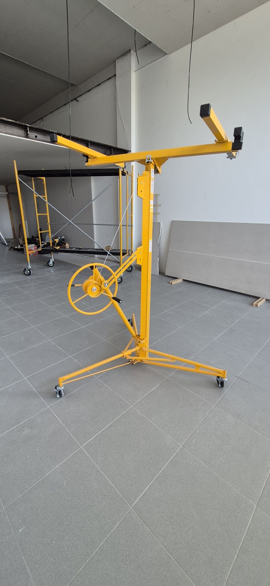 Elevador para pladur até cerca de 5m de altura