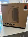 Корпус Cougar Uniface Black