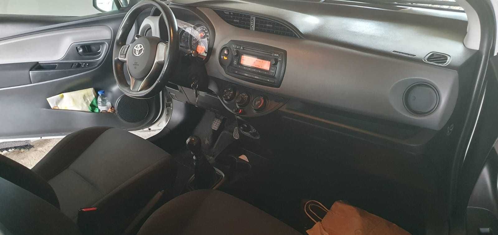 Toyota Yaris 2 Lugares 1.4 90cv Diesel 2014 Facelift