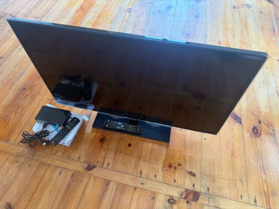 Telewizor Samsung UE40ES5500 z dekoderem Deko TV Pro 2